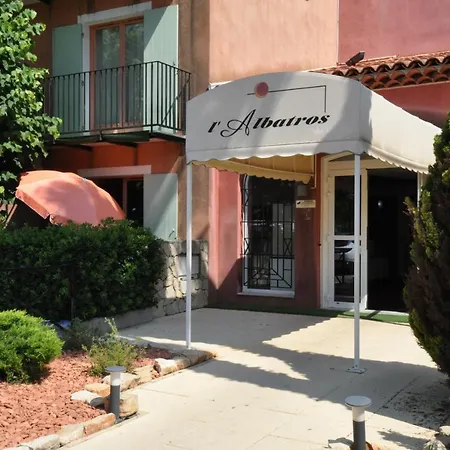Apartment Albatros 40 M2, 2 Pieces Pres Cote D'azur, Piscine, Parking, Proche Du Golf St Donat
